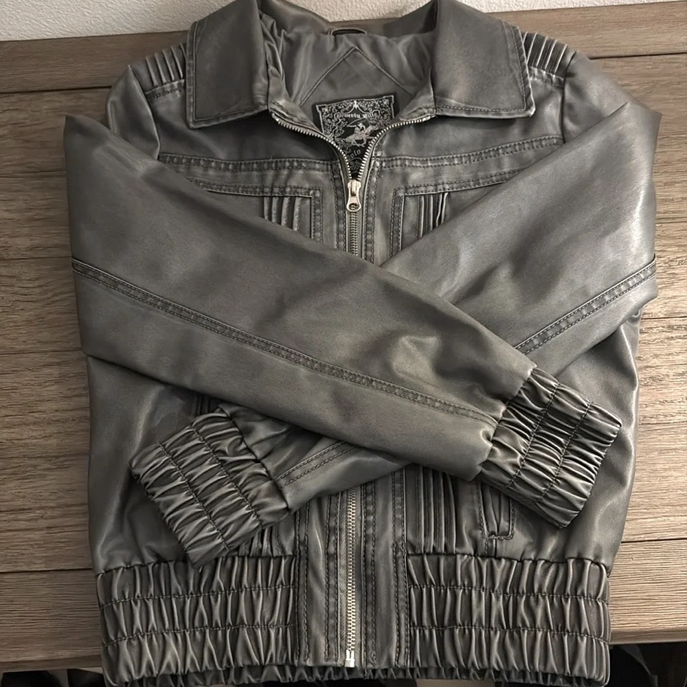 EUC [Beverly Hills Polo Club] Dark Gray Zip-Up Leather Jacket Women’s Sz Medium - Picture 5 of 12
